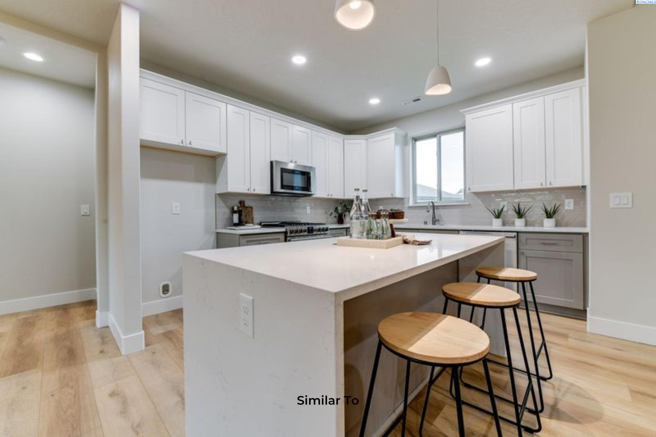 Kennewick, Washington, 99338, United States, 4 Bedrooms Bedrooms, ,2 BathroomsBathrooms,Residential,For Sale,1829366