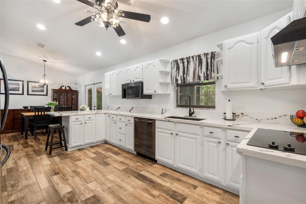 Archer, Florida, 32618, United States, 4 Bedrooms Bedrooms, ,3 BathroomsBathrooms,Residential,For Sale,1902642
