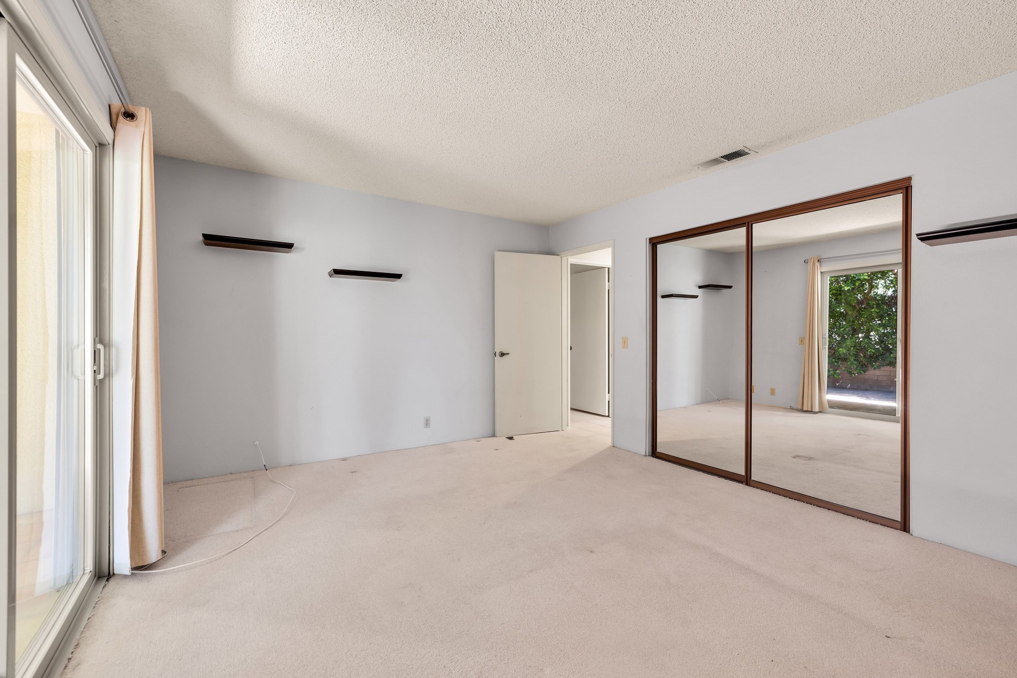  Mid-Century Fixer in Palm Springs Country Club - 物件實景