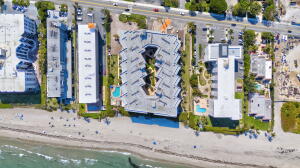 Hillsboro Beach, Florida, 33062, United States, 2 Bedrooms Bedrooms, ,3 BathroomsBathrooms,Residential,For Sale,1975295