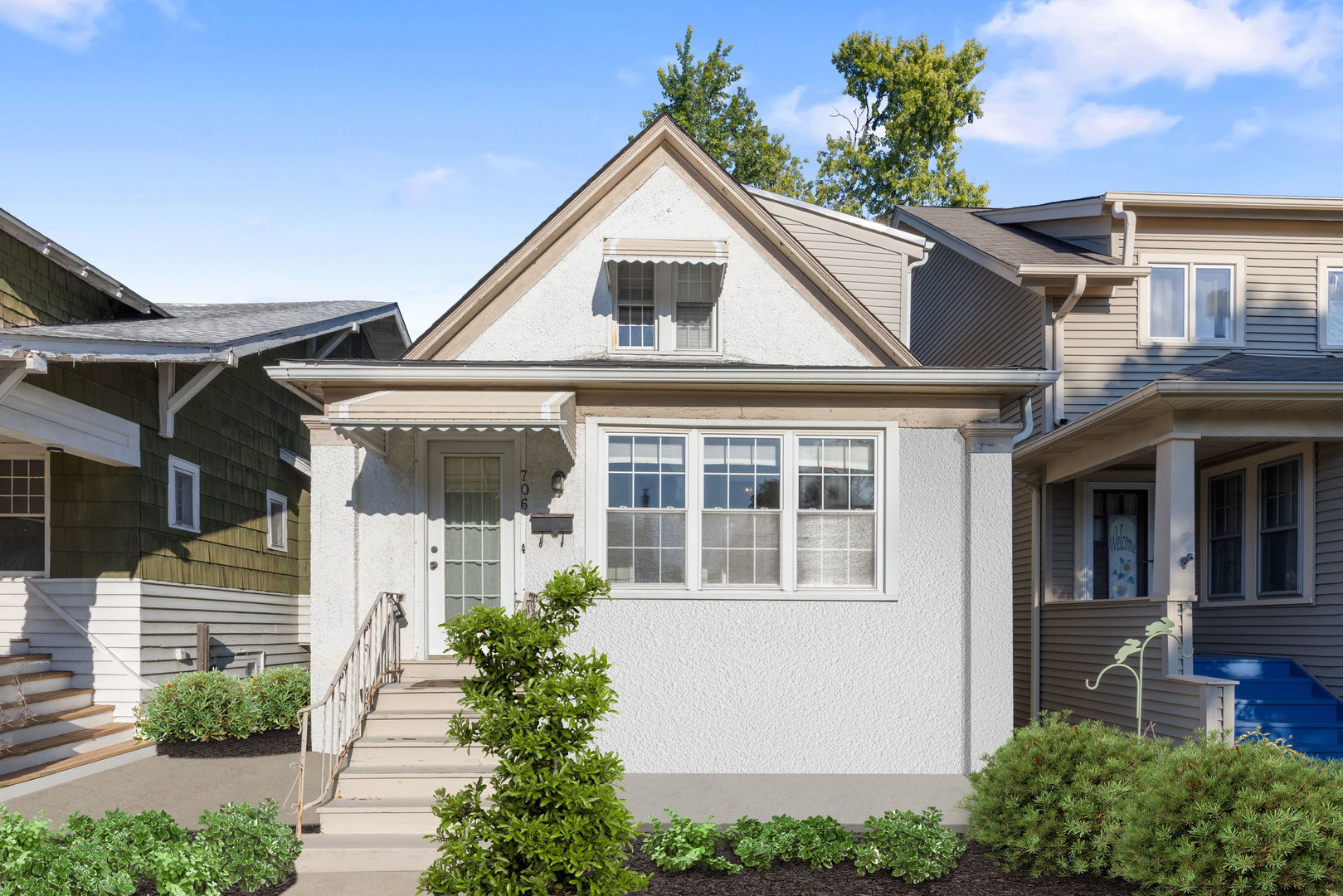 Oak Park, Illinois, 60304, United States, 4 Bedrooms Bedrooms, ,3 BathroomsBathrooms,Residential,For Sale,1966946