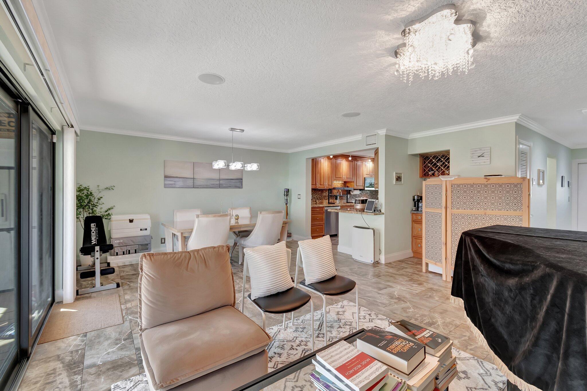 Boynton Beach, Florida, 33435, United States, 2 Bedrooms Bedrooms, ,3 BathroomsBathrooms,Residential,For Sale,1927808