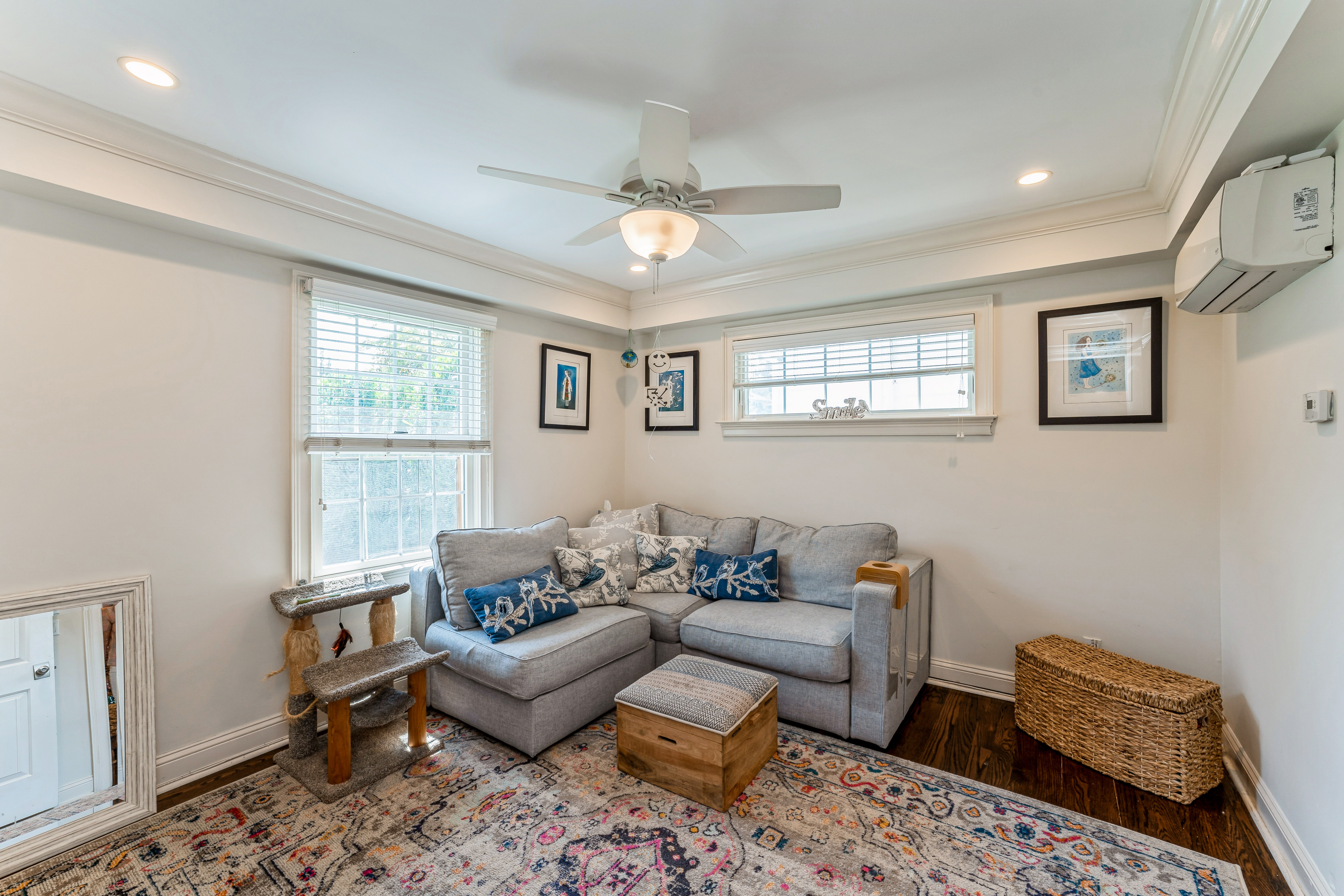 Floral Park, New York, 11001, United States, 4 Bedrooms Bedrooms, ,3 BathroomsBathrooms,Residential,For Sale,1905597