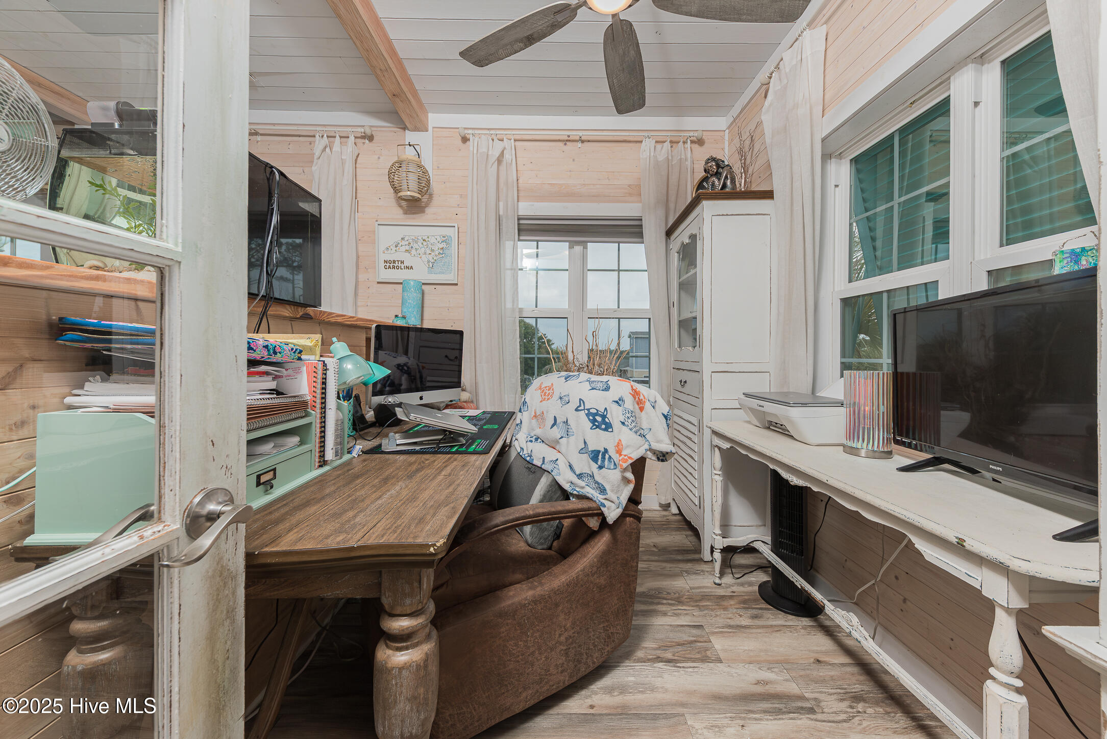 Hubert, North Carolina, 28539, United States, 4 Bedrooms Bedrooms, ,3 BathroomsBathrooms,Residential,For Sale,1974043