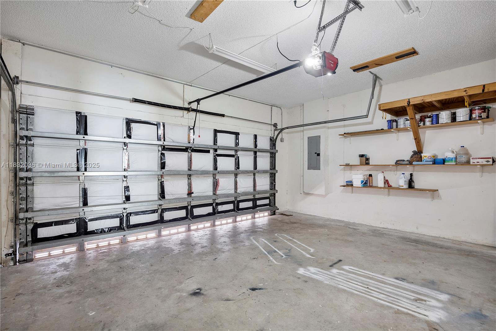 Miami, Florida, 33186, United States, 4 Bedrooms Bedrooms, ,3 BathroomsBathrooms,Residential,For Sale,1882398