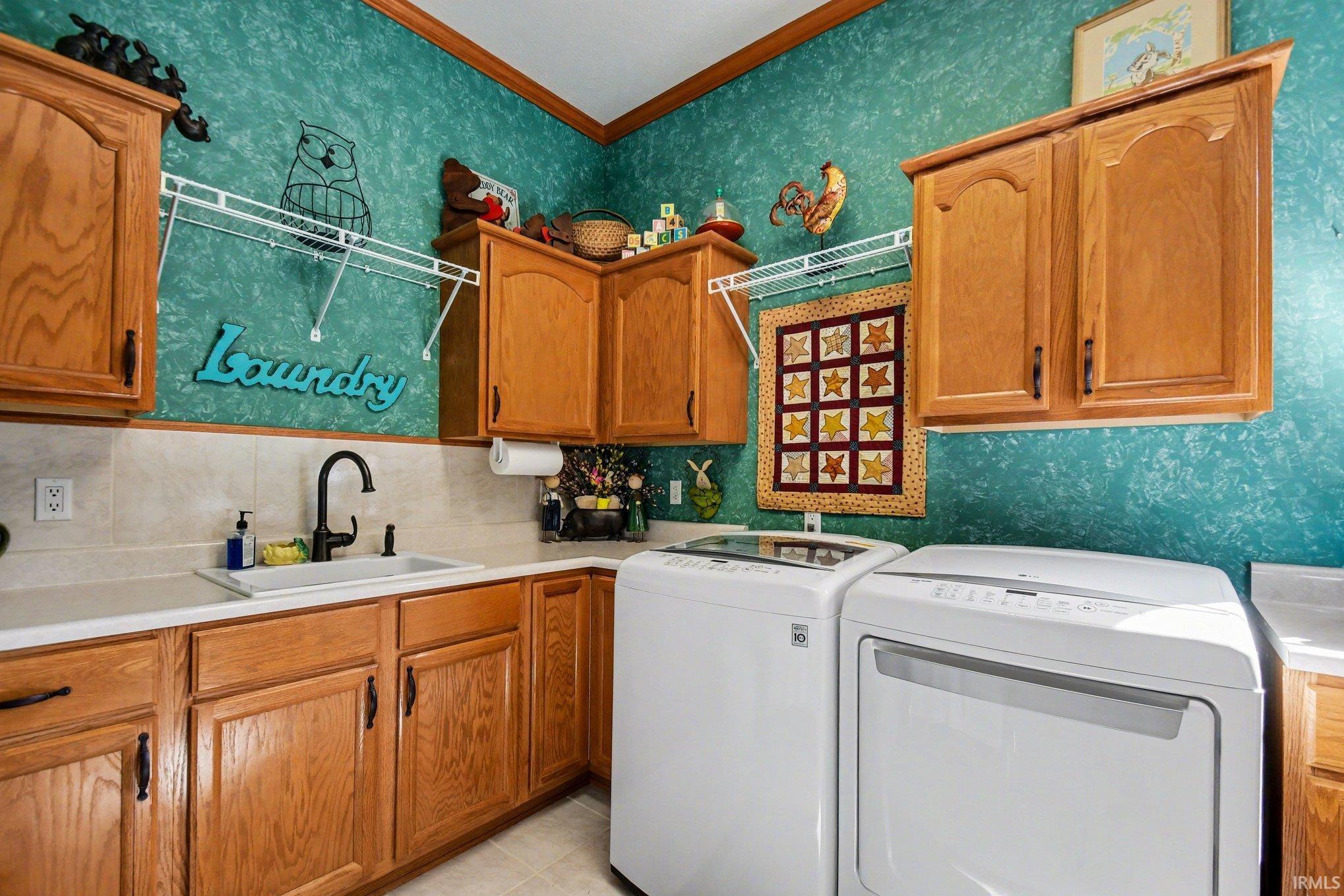 Osceola, Indiana, 46561, United States, 3 Bedrooms Bedrooms, ,3 BathroomsBathrooms,Residential,For Sale,2038856