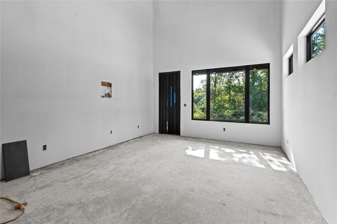 Bella Vista, Arkansas, 72714, United States, 2 Bedrooms Bedrooms, ,2 BathroomsBathrooms,Residential,For Sale,1997374