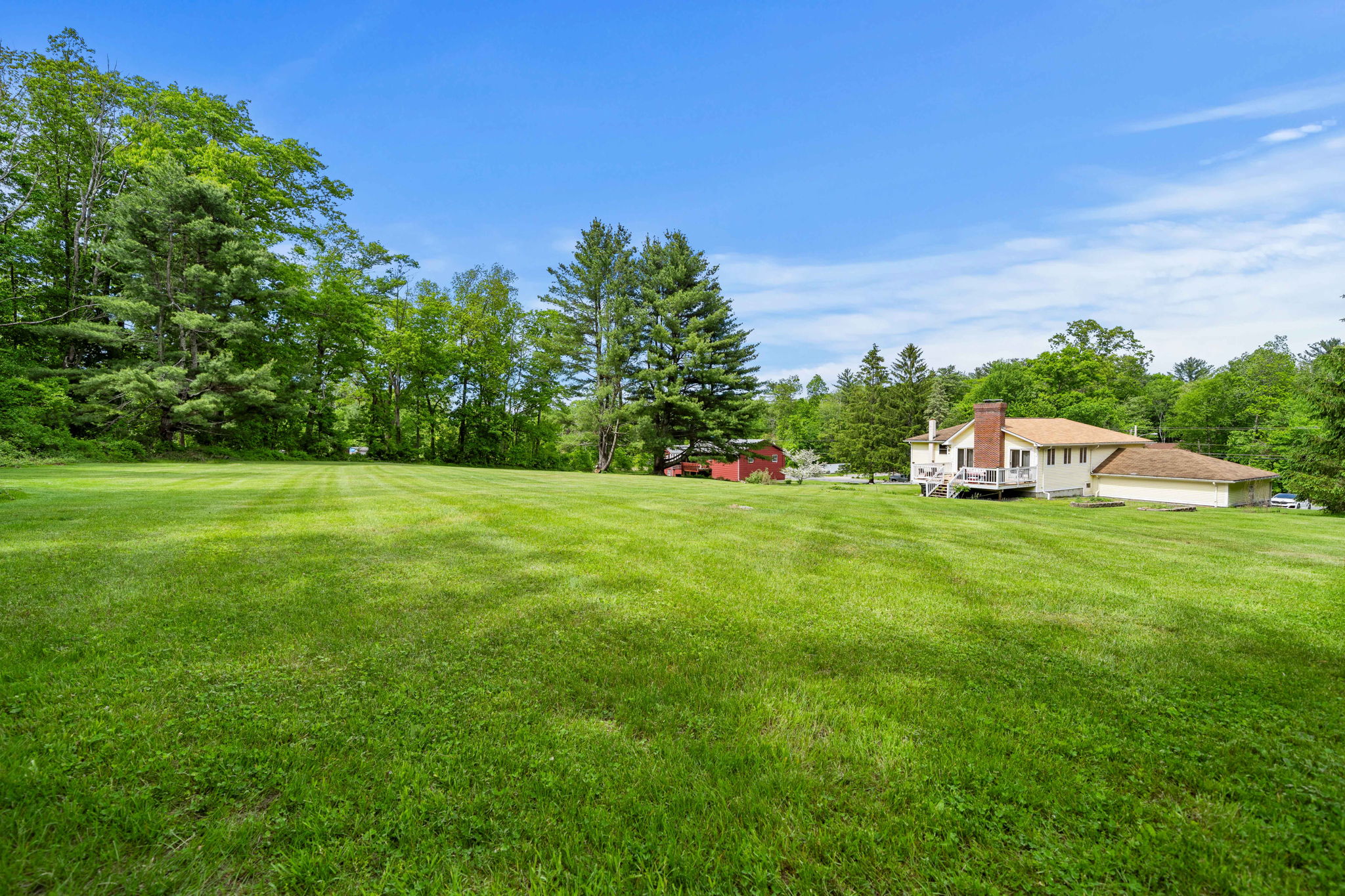  240 Hampstead St, Methuen, MA, 01844 - 物件實景