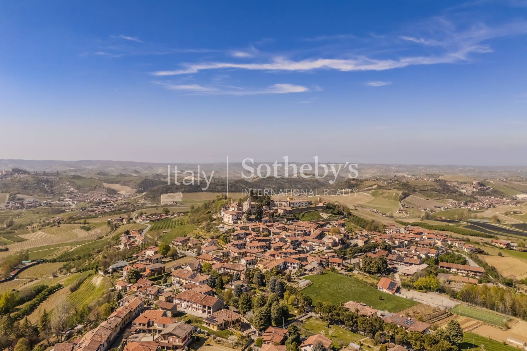  Elegant property with garden in the heart of the Roero - 物件實景