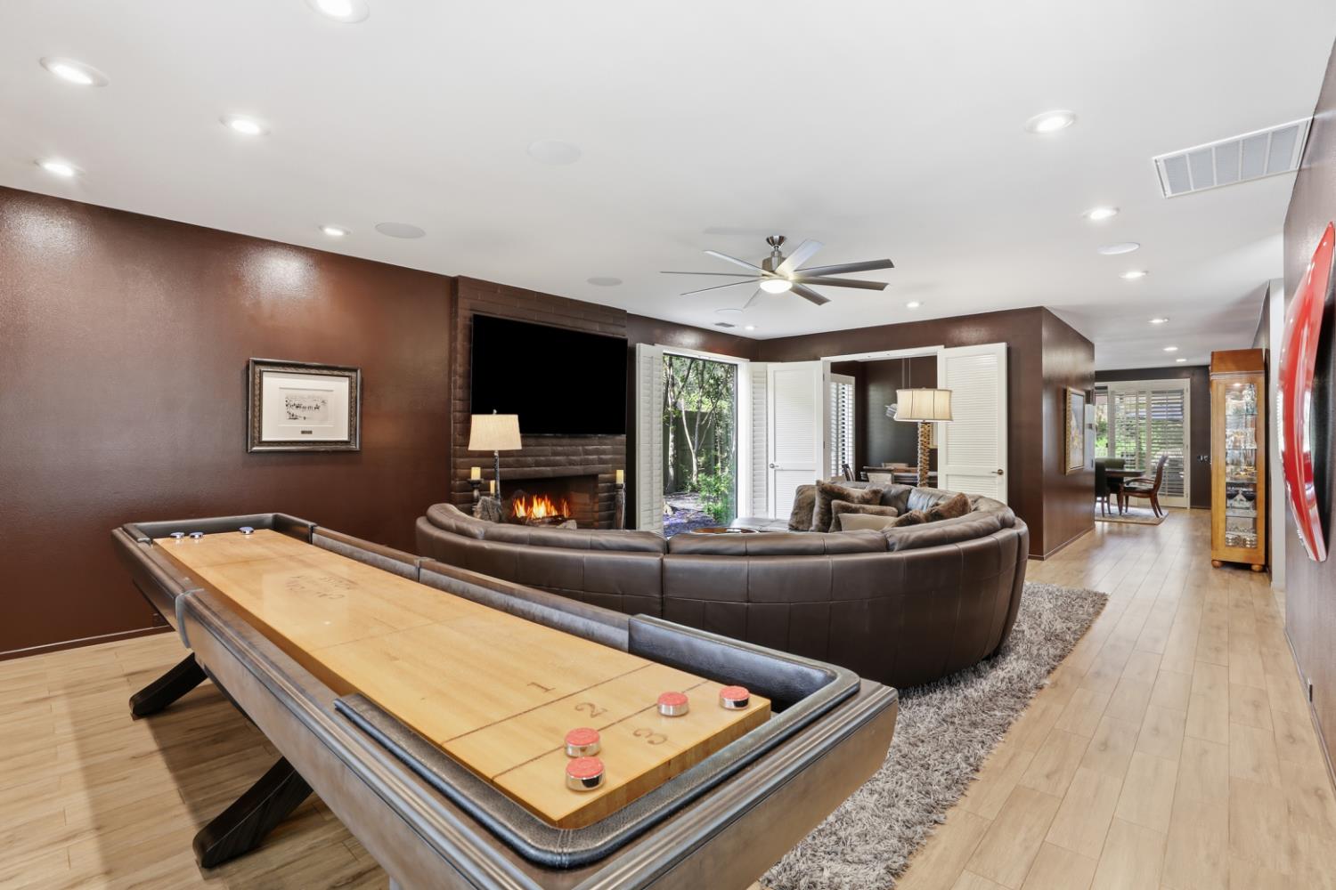 Gold River, California, 95670, United States, 4 Bedrooms Bedrooms, ,5 BathroomsBathrooms,Residential,For Sale,1987751