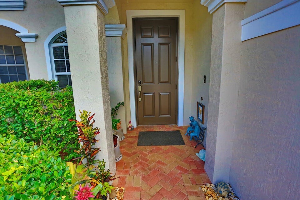 Delray Beach, Florida, 33484, United States, 4 Bedrooms Bedrooms, ,3 BathroomsBathrooms,Residential,For Sale,1943526