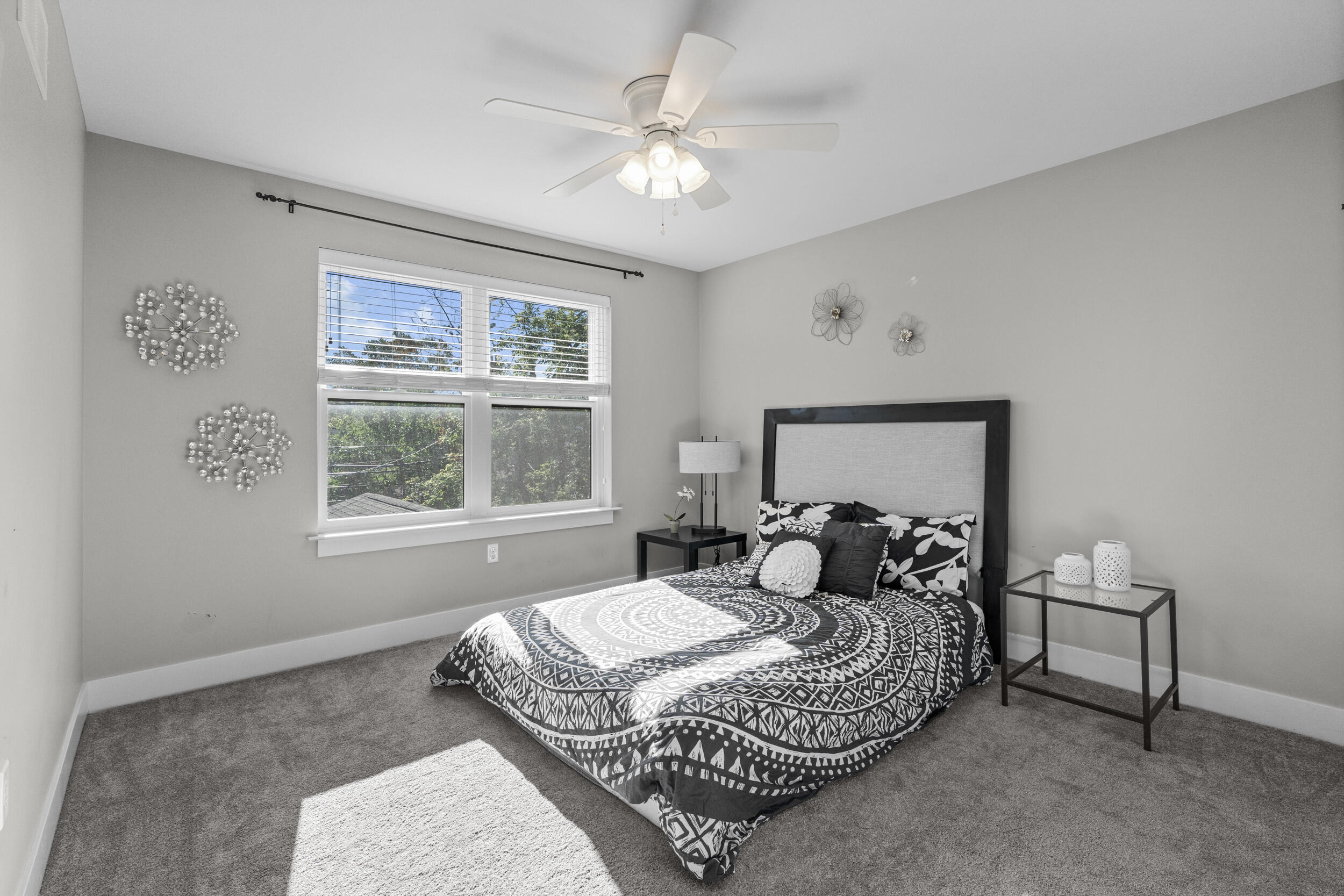 Royal Oak, Michigan, 48067, United States, 3 Bedrooms Bedrooms, ,3 BathroomsBathrooms,Residential,For Sale,1924655