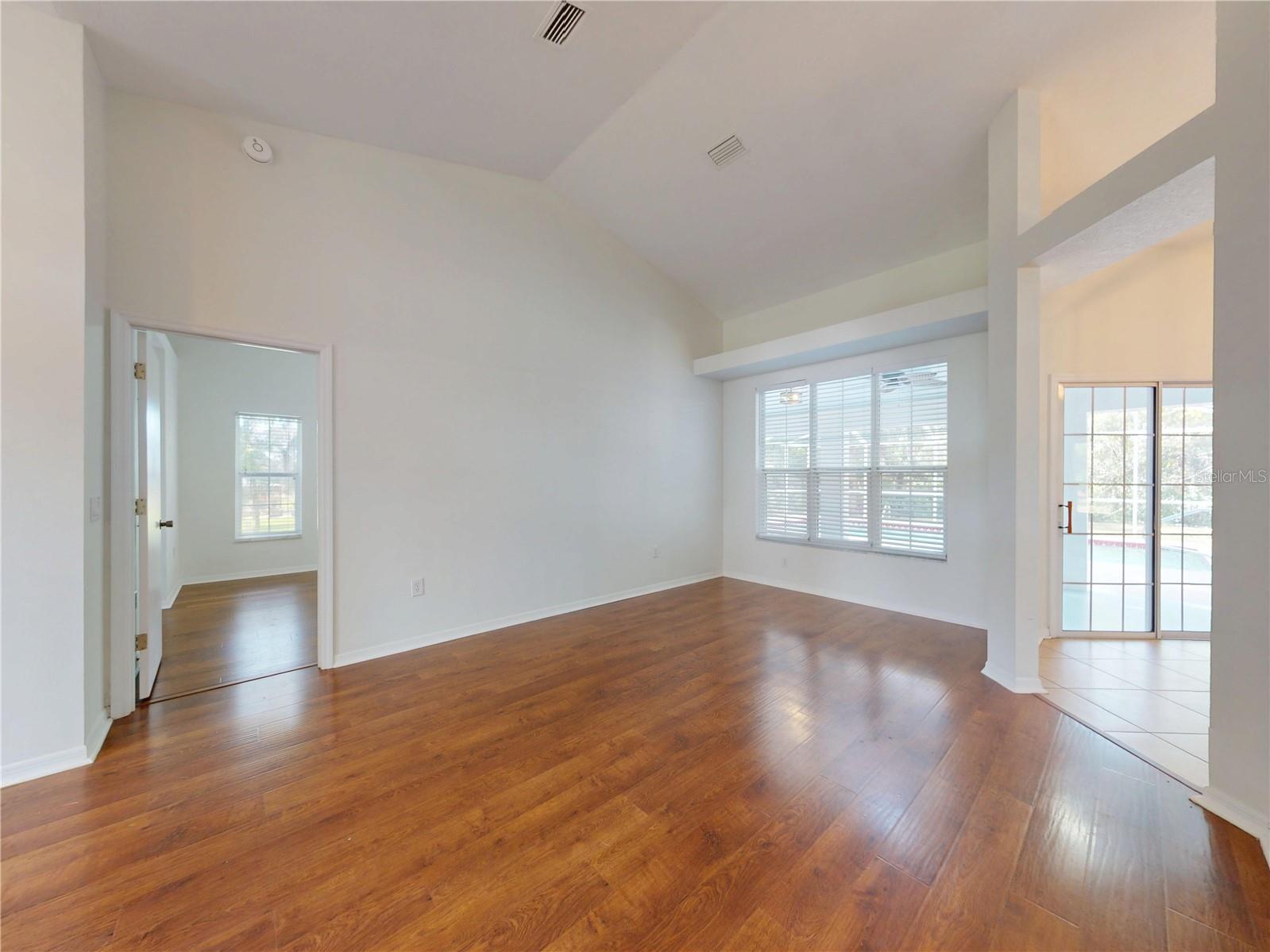 OCALA, Florida, 34482, United States, 4 Bedrooms Bedrooms, ,2 BathroomsBathrooms,Residential,For Sale,1991110