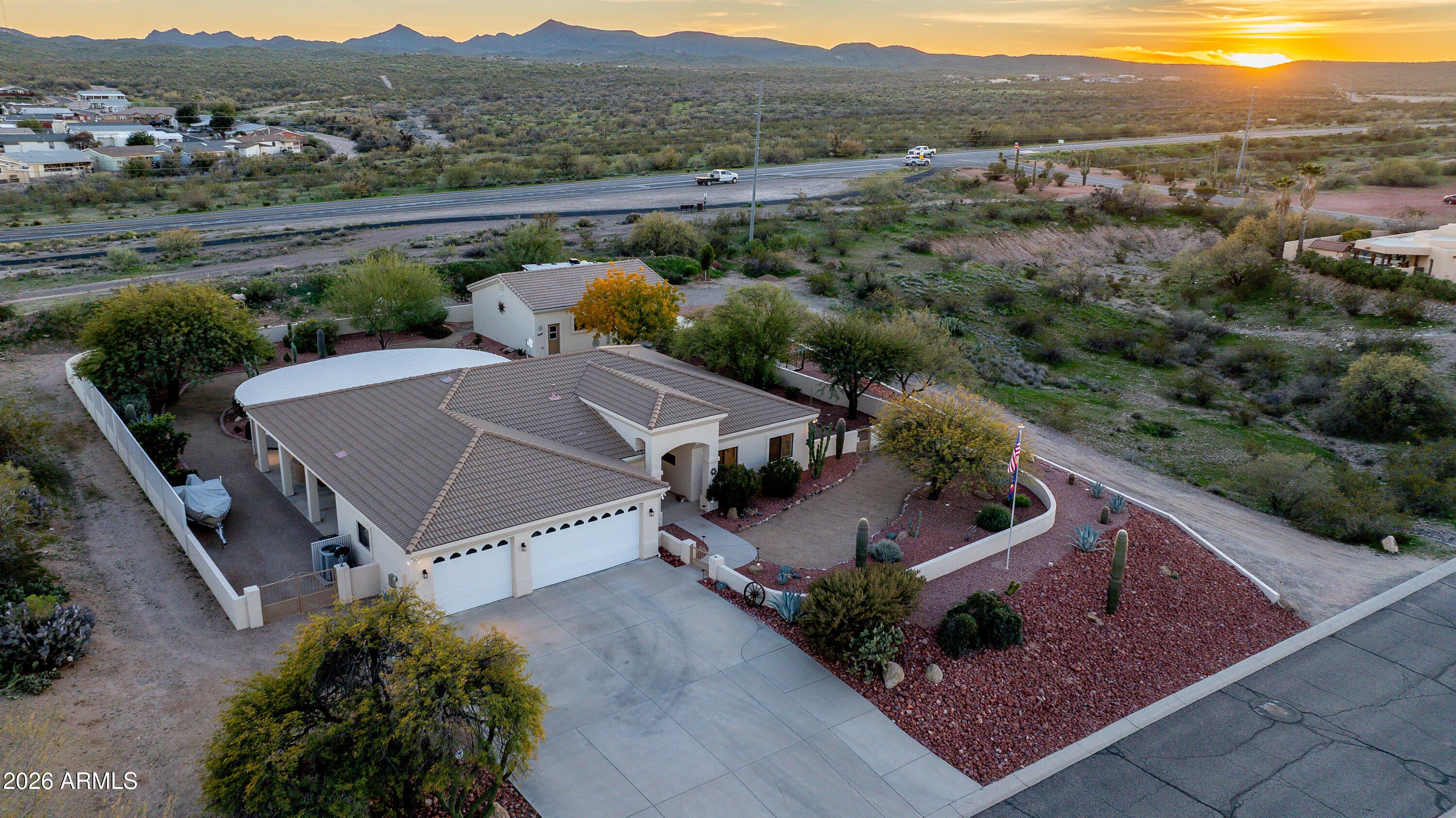 Wickenburg, Arizona, 85390, United States, 3 Bedrooms Bedrooms, ,2 BathroomsBathrooms,Residential,For Sale,2012620