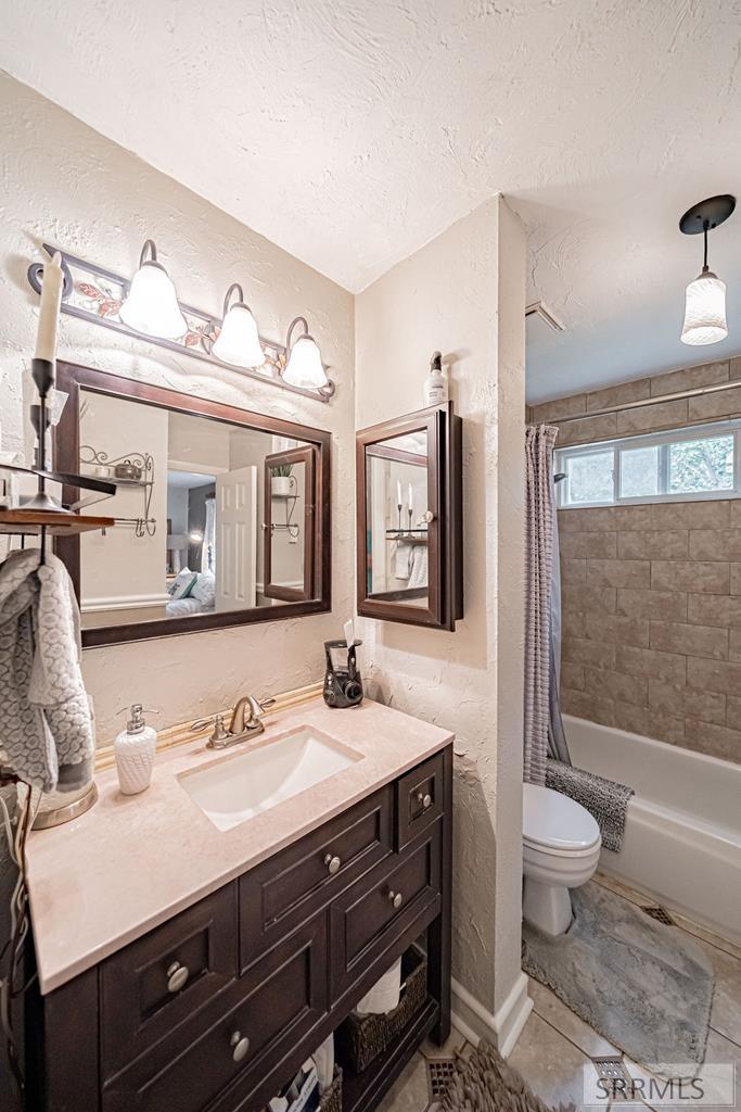 RIGBY, Idaho, 83442, United States, 4 Bedrooms Bedrooms, ,2 BathroomsBathrooms,Residential,For Sale,1928472