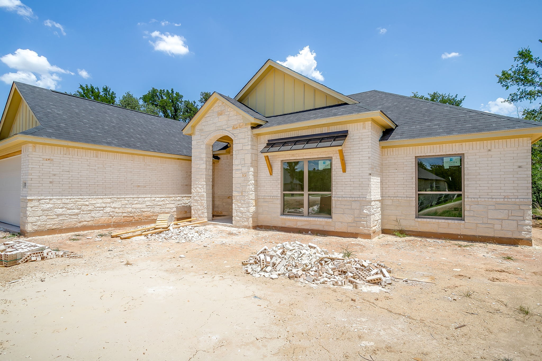  320 Rita Ridge Court, Millsap, TX, 76066 - 物件實景