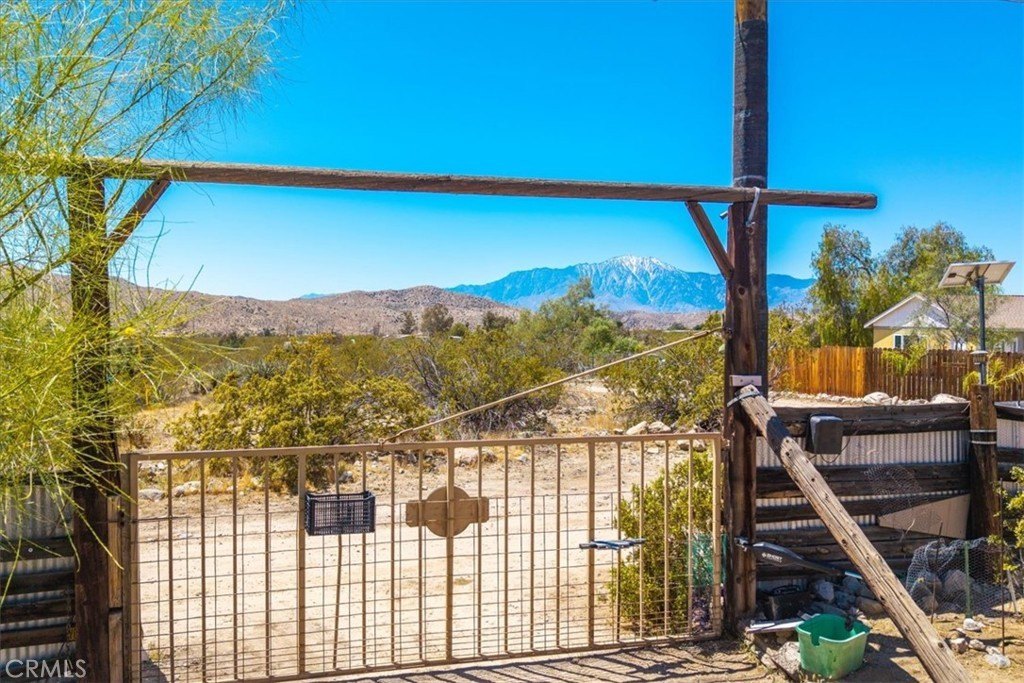 Morongo Valley, California, 92256, United States, 2 Bedrooms Bedrooms, ,2 BathroomsBathrooms,Residential,For Sale,1819780