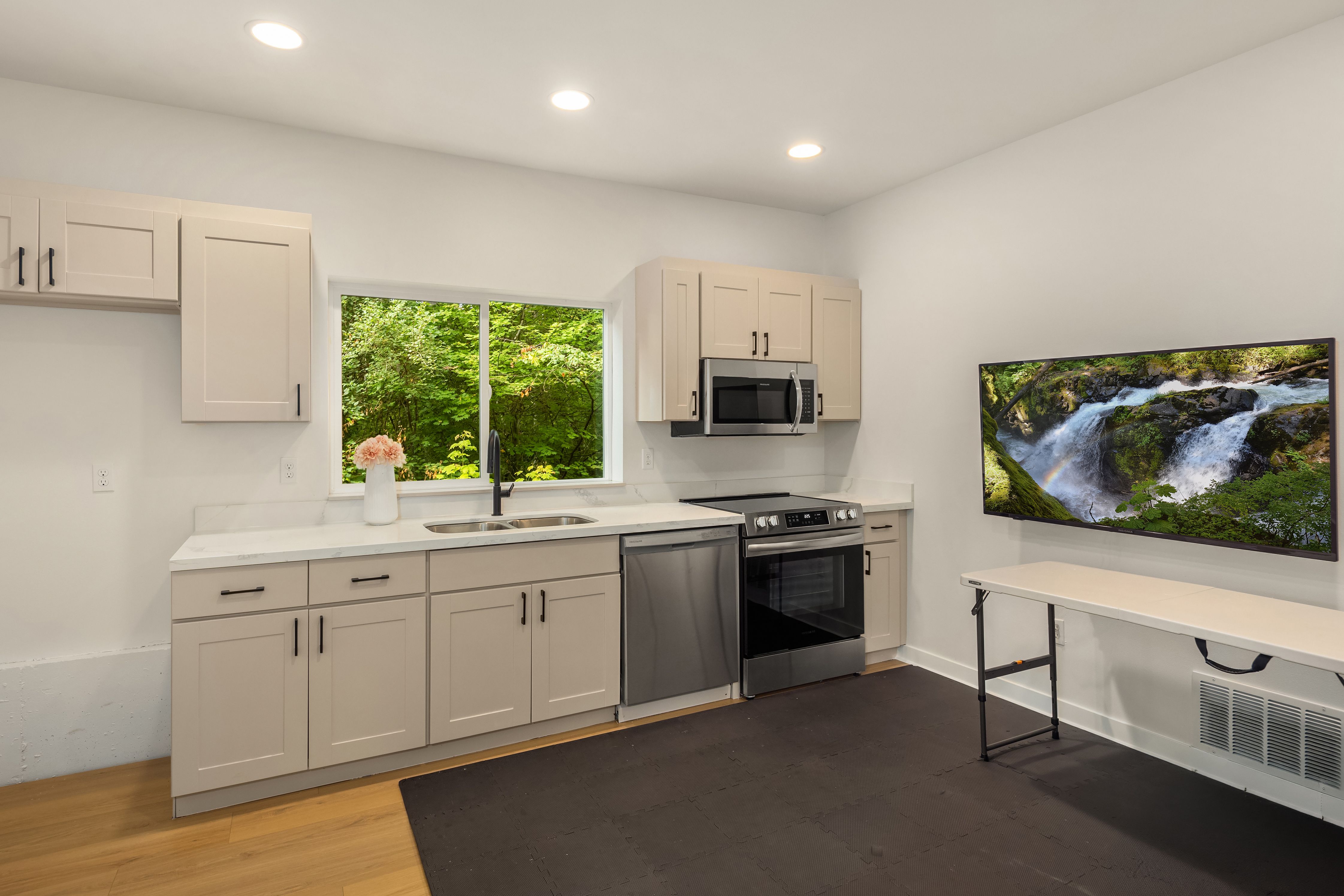  18619 Northeast Woodinville Duvall Road, Woodinville, WA 98072 - 物件實景