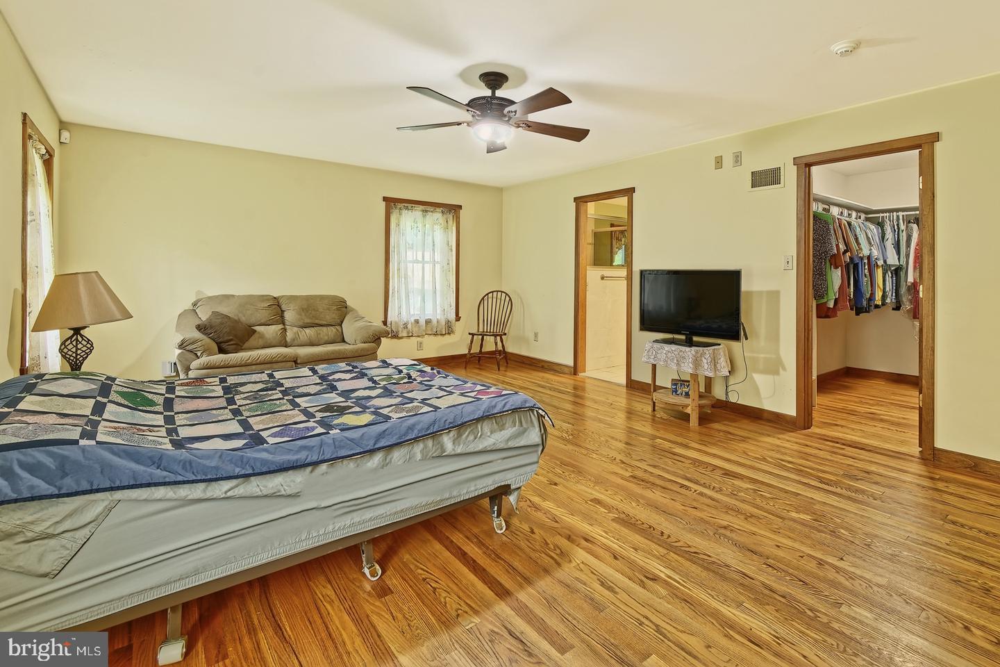 Vineland, New Jersey, 08361, United States, 3 Bedrooms Bedrooms, ,3 BathroomsBathrooms,Residential,For Sale,1827836