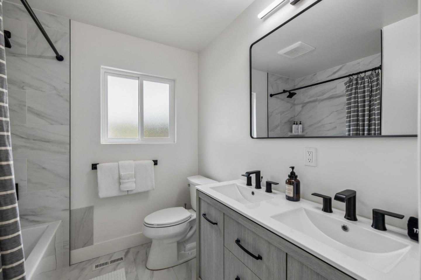 Pebble Beach, California, 93953, United States, 4 Bedrooms Bedrooms, ,3 BathroomsBathrooms,Residential,For Sale,1951515