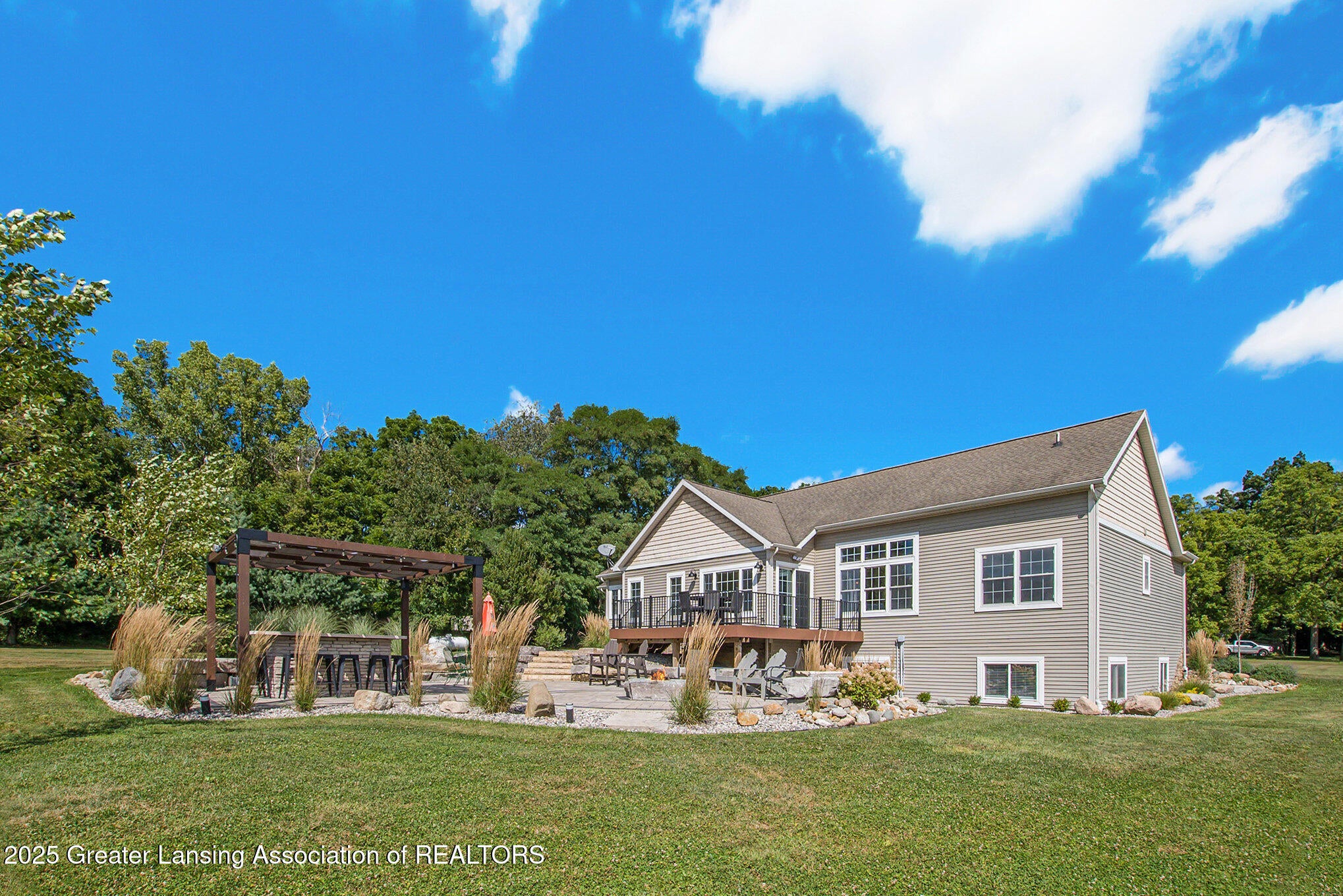 Eaton Rapids, Michigan, 48827, United States, 5 Bedrooms Bedrooms, ,3 BathroomsBathrooms,Residential,For Sale,1934713