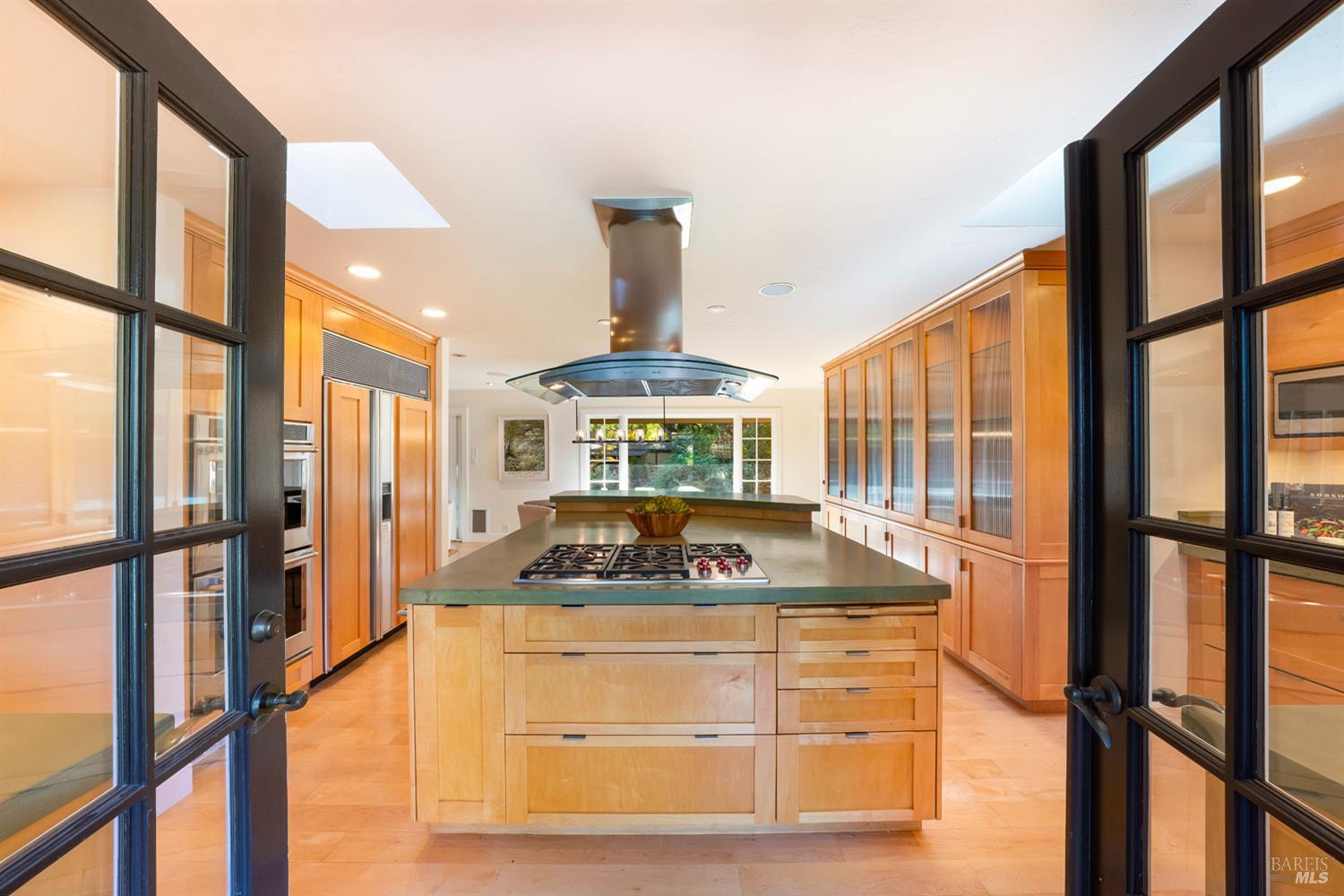 St. Helena, California, 94574, United States, 3 Bedrooms Bedrooms, ,5 BathroomsBathrooms,Residential,For Sale,1998865