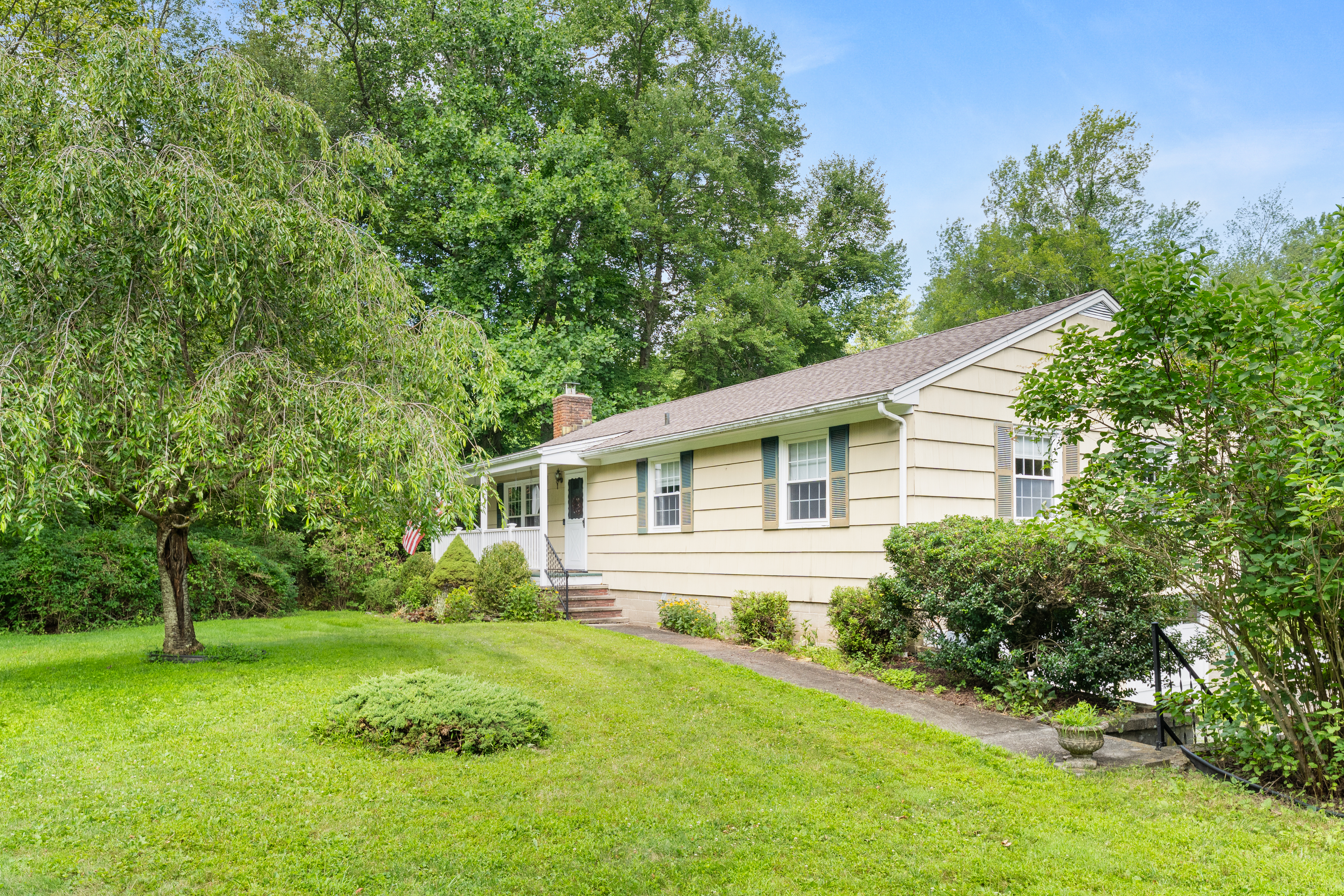 15 Glen Drive 