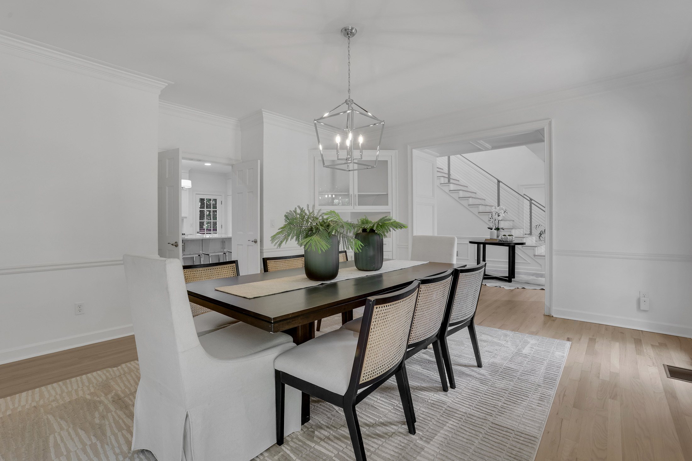  Timeless Elegance Meets Modern Sophistication in Roswell - 物件實景