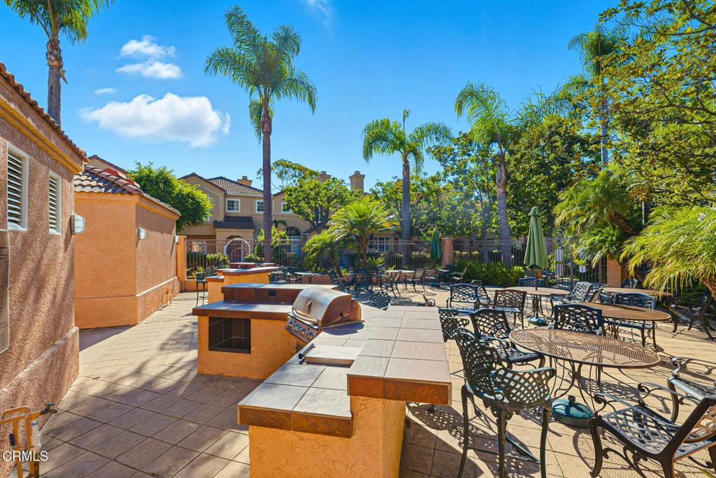 Oxnard, California, 93030, United States, 2 Bedrooms Bedrooms, ,3 BathroomsBathrooms,Residential,For Sale,1974361