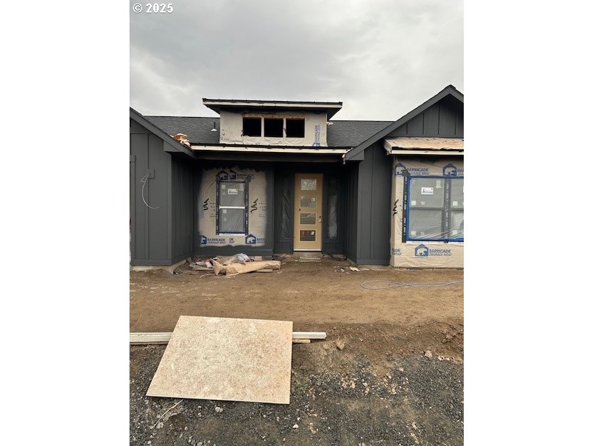 Pendleton, Oregon, 97801, United States, 3 Bedrooms Bedrooms, ,2 BathroomsBathrooms,Residential,For Sale,1993501