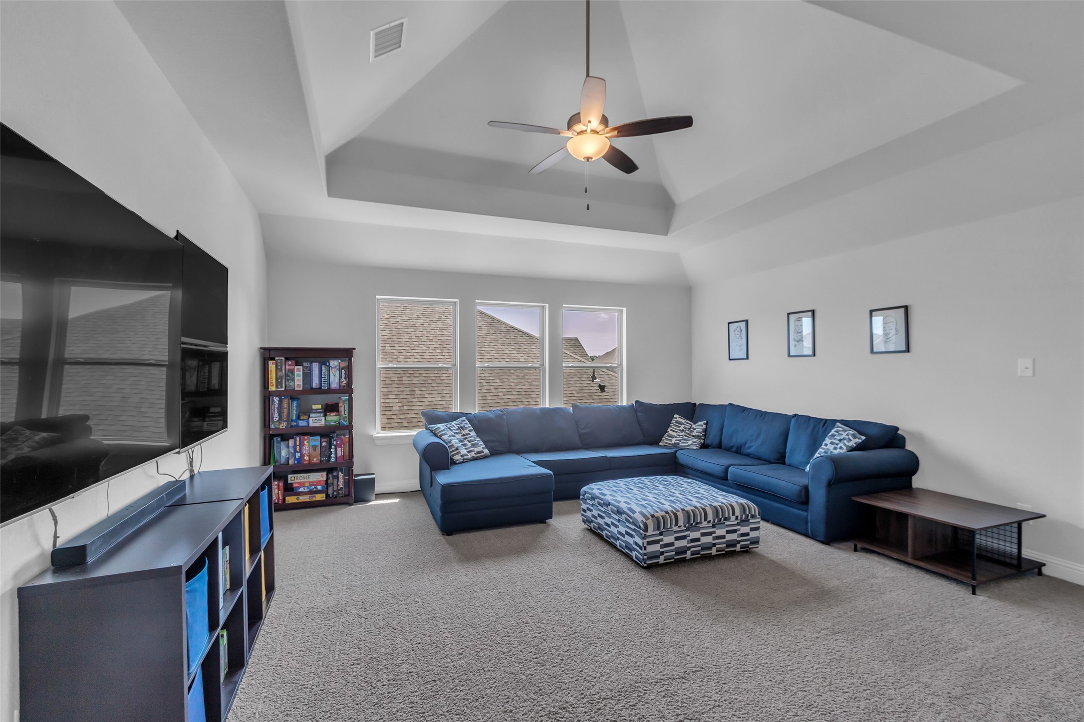 Webster, Texas, 77598, United States, 4 Bedrooms Bedrooms, ,4 BathroomsBathrooms,Residential,For Sale,1901174