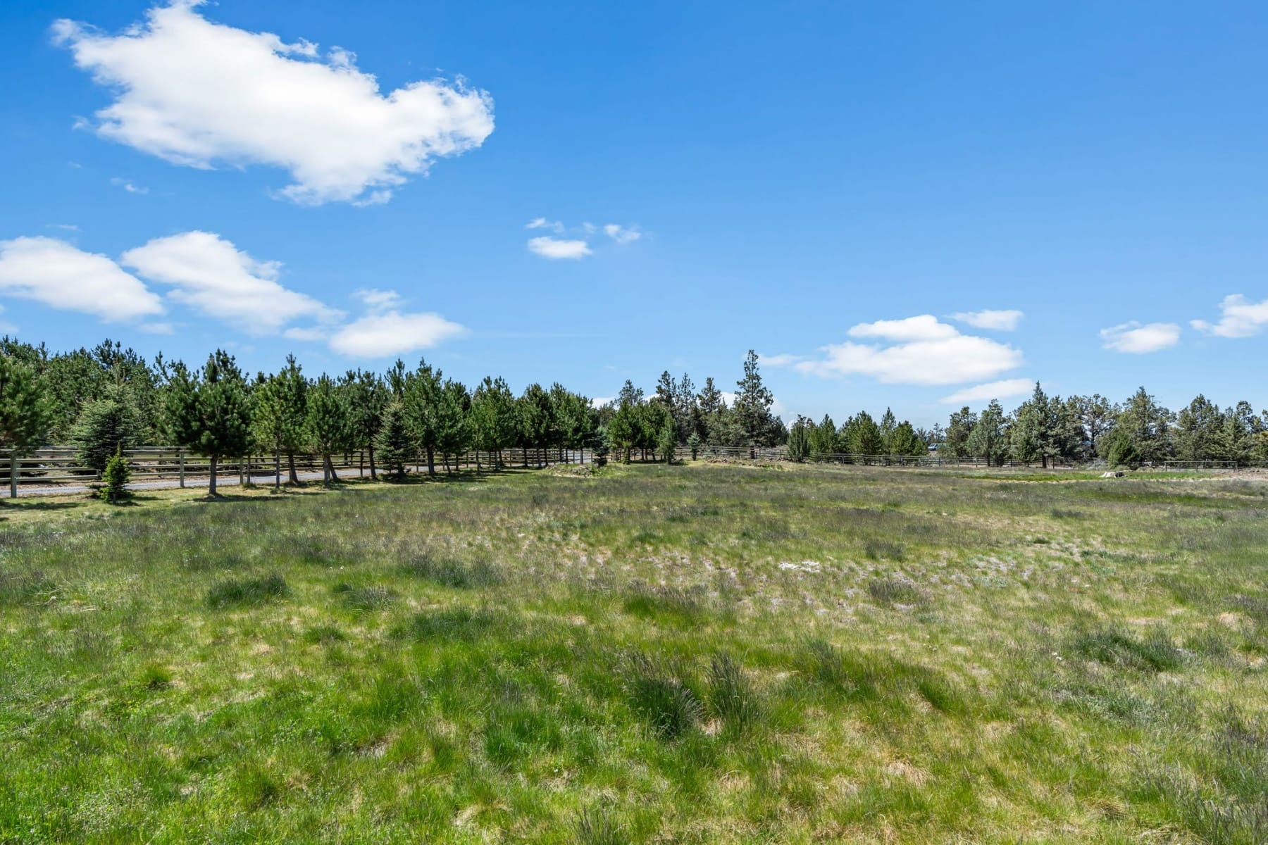  64080 Highway 20 Bend, OR 97703 - 物件實景
