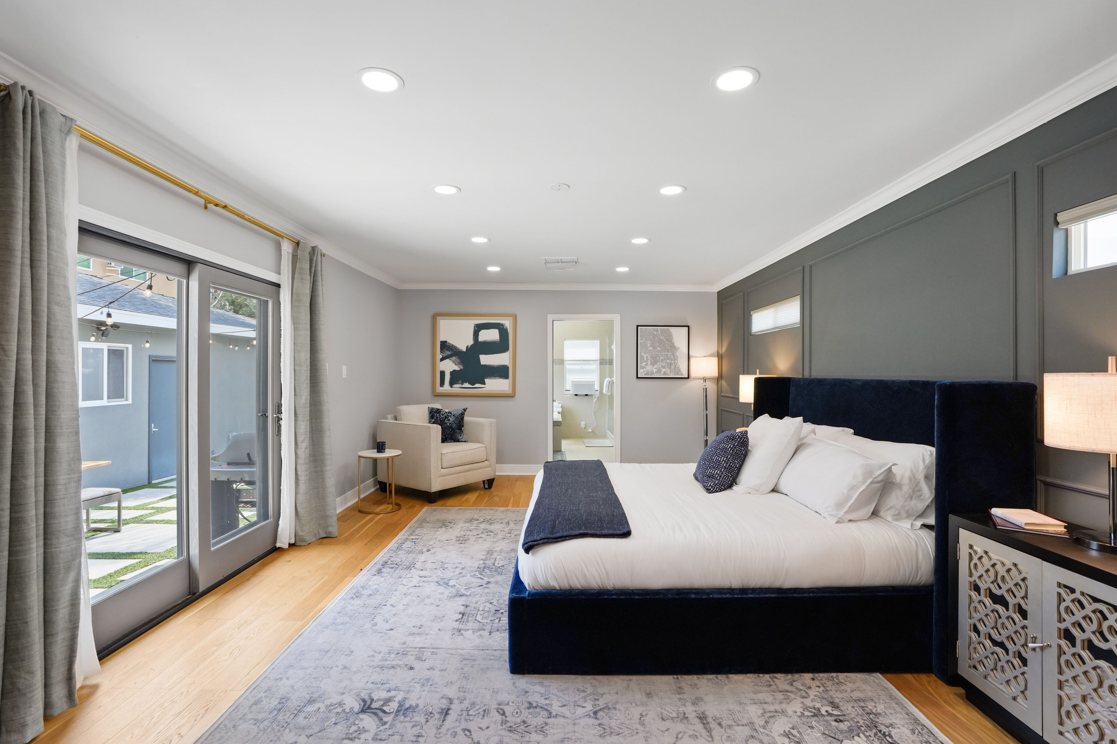  4744 Camellia Avenue - 物件實景