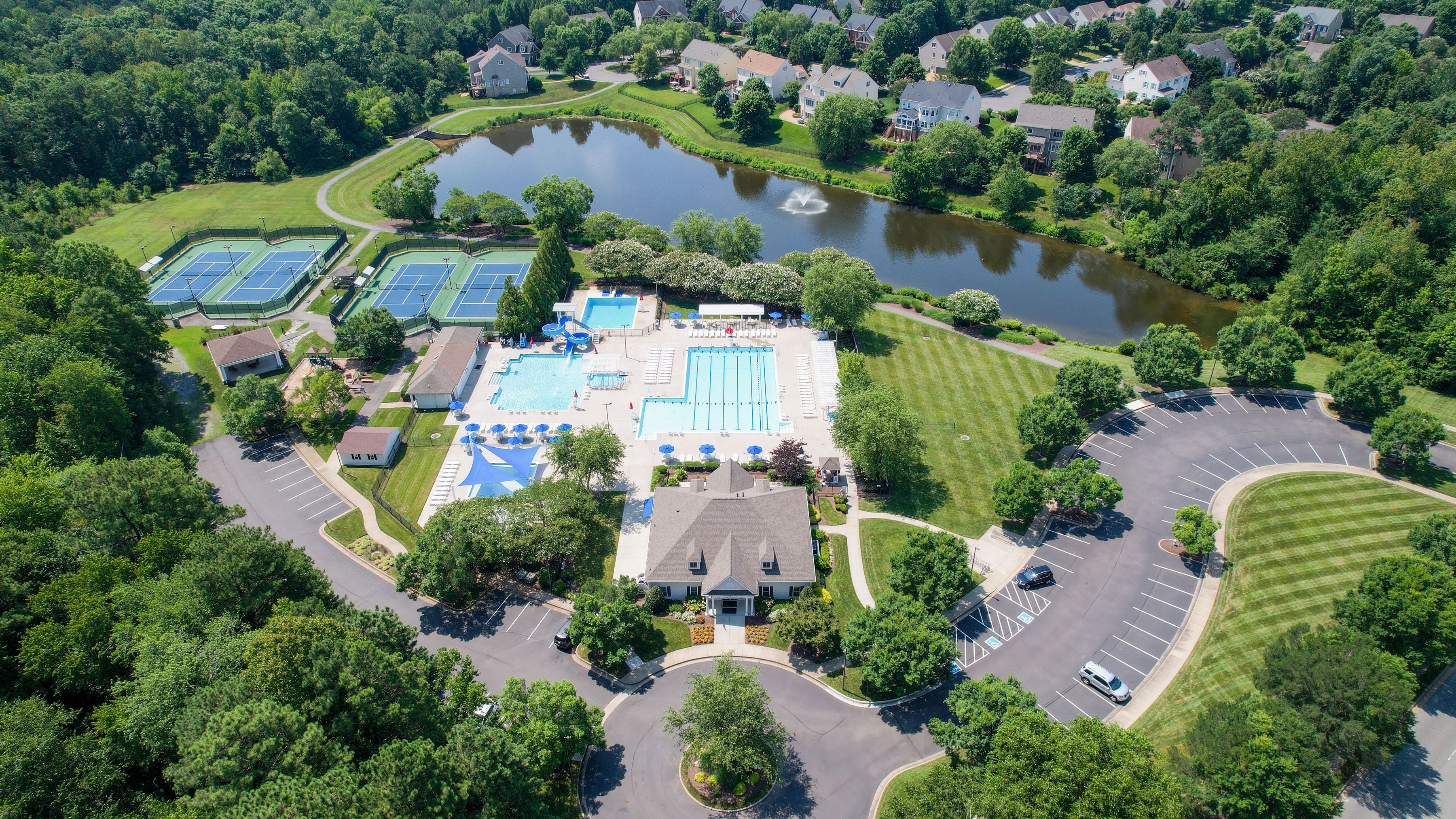  11812 Autumnwood Court, Glen Allen, VA 23059 - 物件實景