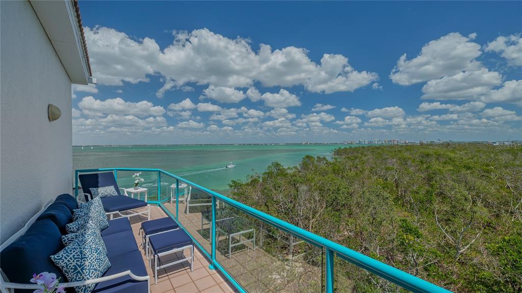 Longboat Key, Florida, 34228, United States, 3 Bedrooms Bedrooms, ,4 BathroomsBathrooms,Residential,For Sale,1777241