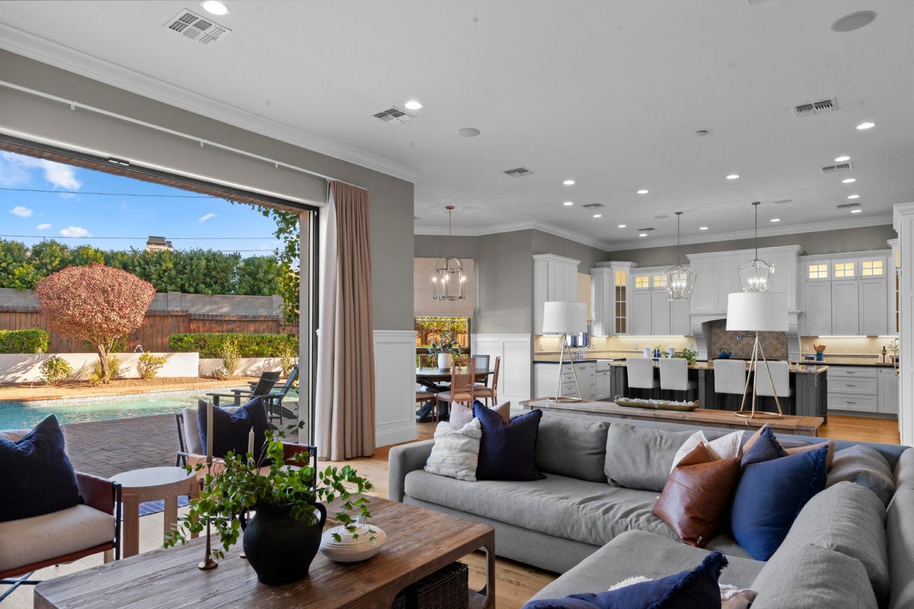  4909 N 45th Place  Phoenix, AZ - 物件實景