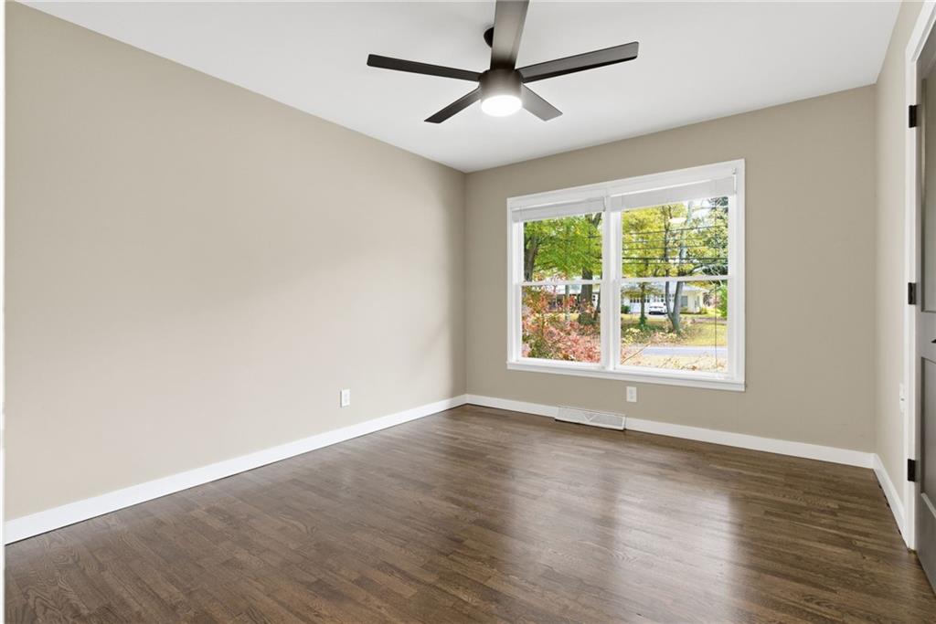 Marietta, Georgia, 30060, United States, 3 Bedrooms Bedrooms, ,2 BathroomsBathrooms,Residential,For Sale,1988888