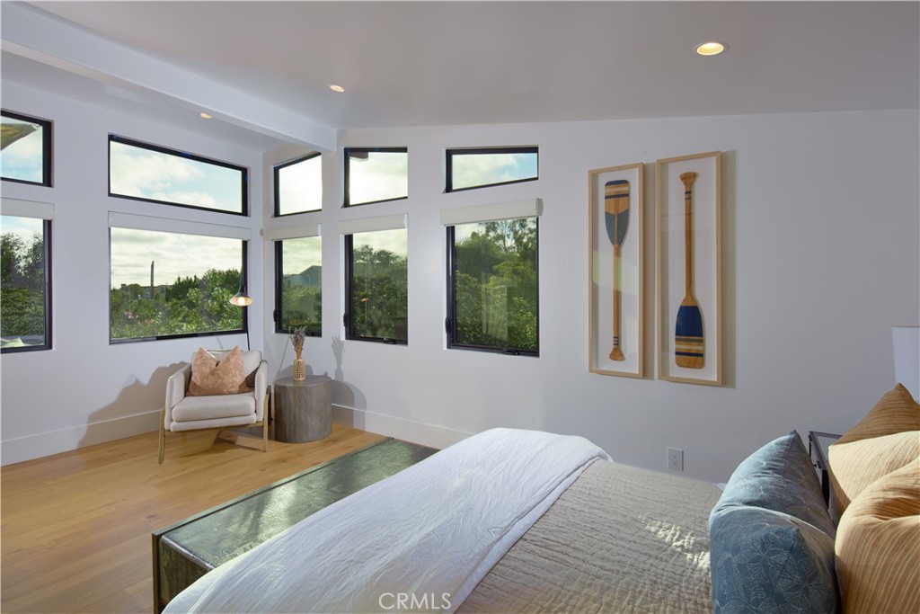 Corona del Mar, California, 92625, United States, 4 Bedrooms Bedrooms, ,5 BathroomsBathrooms,Residential,For Sale,1819361