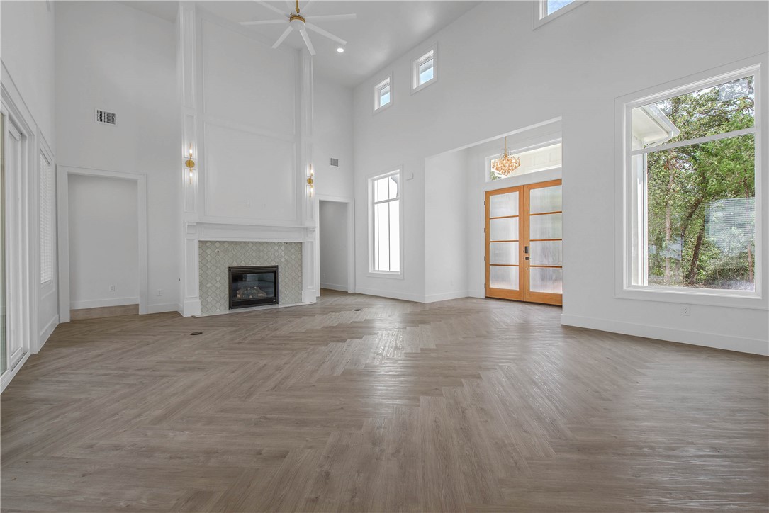 Franklin, Texas, 77856, United States, 4 Bedrooms Bedrooms, ,4 BathroomsBathrooms,Residential,For Sale,1920948