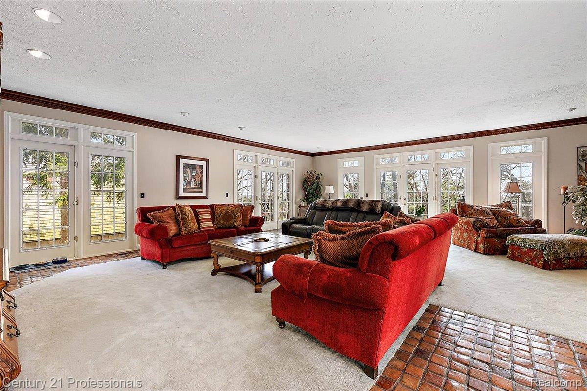 Clarkston, Michigan, 48348, United States, 3 Bedrooms Bedrooms, ,4 BathroomsBathrooms,Residential,For Sale,2036106