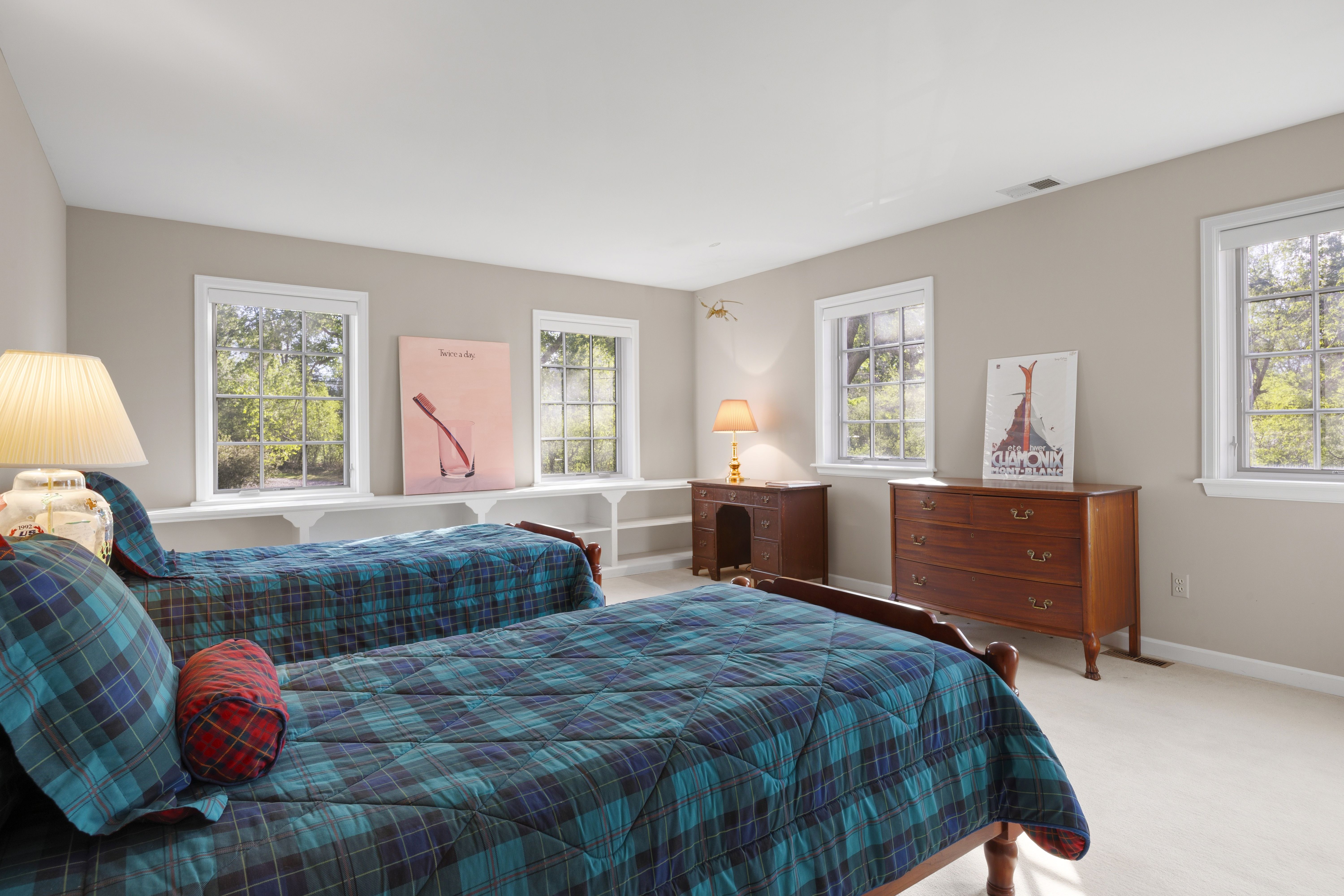  Exceptional Pennsylvania-Inspired Red Brick Colonial Revival - 物件實景