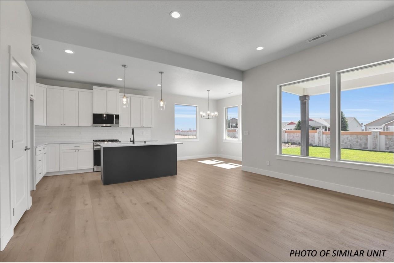 Deer Park, Washington, 99006, United States, 3 Bedrooms Bedrooms, ,2 BathroomsBathrooms,Residential,For Sale,1840166