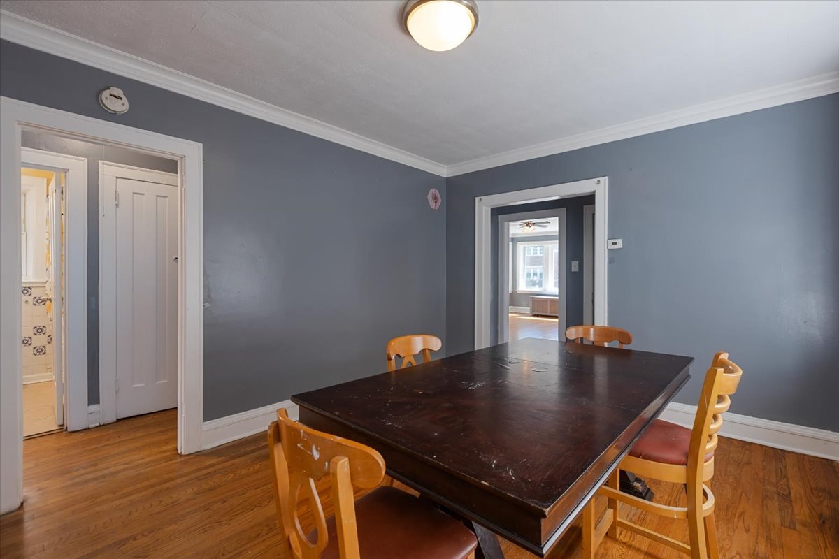 Chicago, Illinois, 60659, United States, 9 Bedrooms Bedrooms, ,Residential,For Sale,1905670