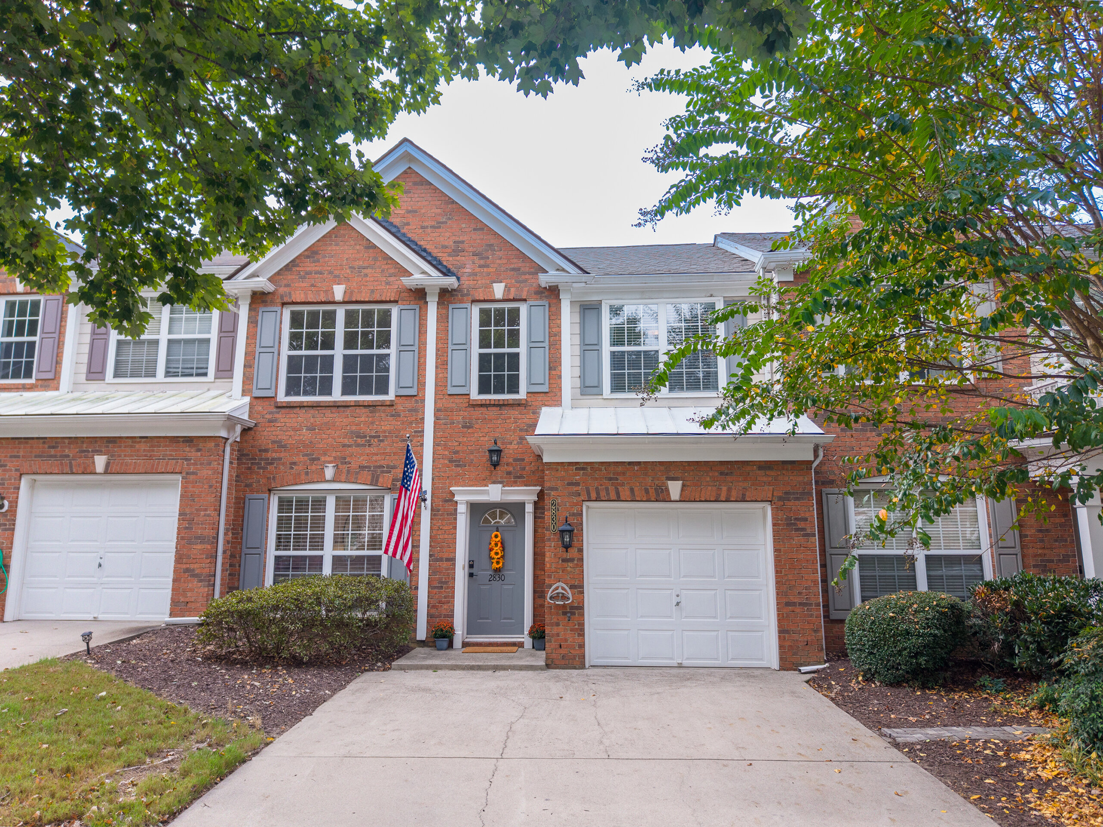  Beautifully Updated Townhome in Desirable Windward/Deerfield Area of Alpharetta - 物件實景