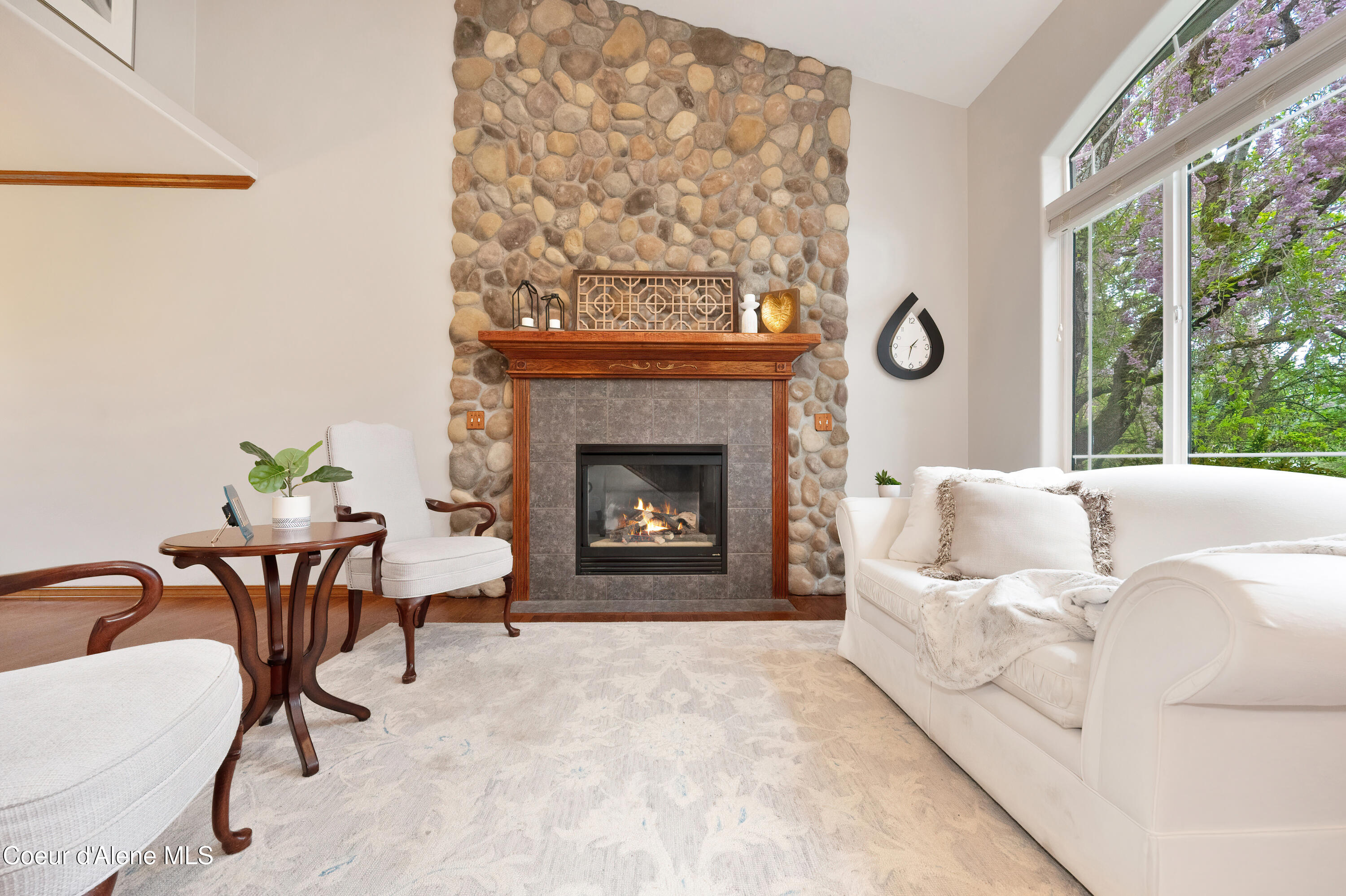 Hayden, Idaho, 83835, United States, 5 Bedrooms Bedrooms, ,2 BathroomsBathrooms,Residential,For Sale,1794747