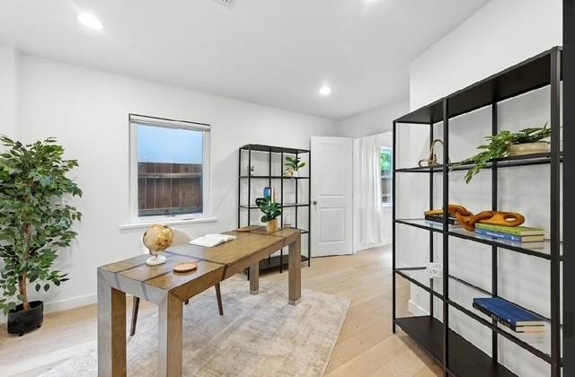 Austin, Texas, 78731, United States, 4 Bedrooms Bedrooms, ,3 BathroomsBathrooms,Residential,For Sale,1885336