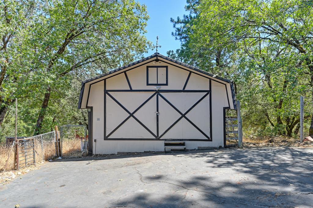 Applegate, California, 95703, United States, 3 Bedrooms Bedrooms, ,3 BathroomsBathrooms,Residential,For Sale,1912050