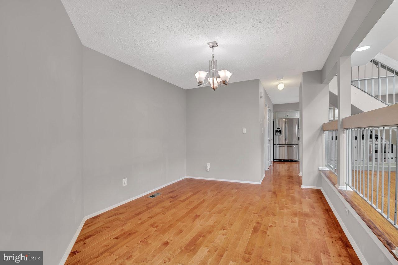 Monmouth Junction, New Jersey, 08852, United States, 2 Bedrooms Bedrooms, ,3 BathroomsBathrooms,Residential,For Sale,1955915