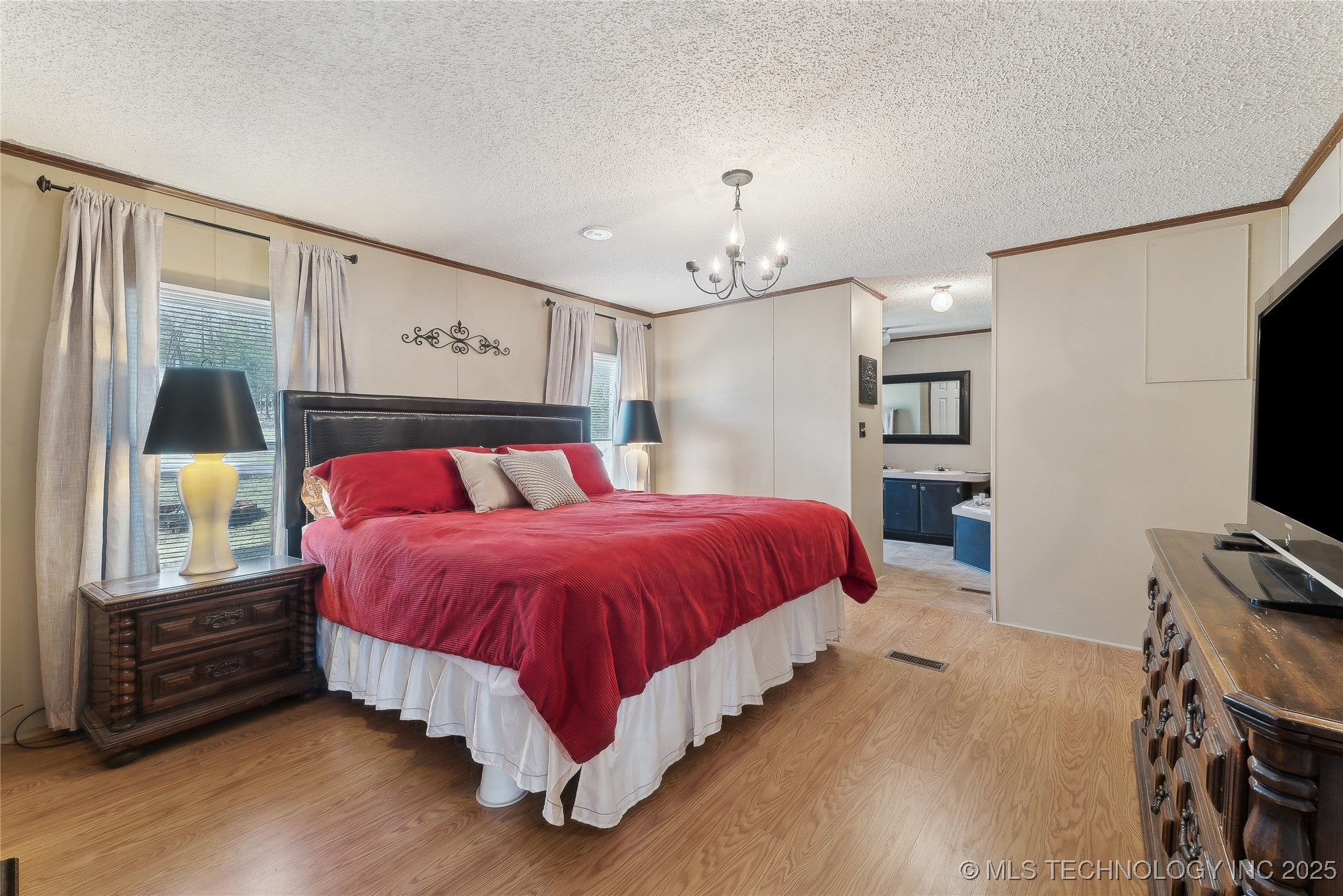 Cookson, Oklahoma, 74427, United States, 6 Bedrooms Bedrooms, ,6 BathroomsBathrooms,Residential,For Sale,1751718