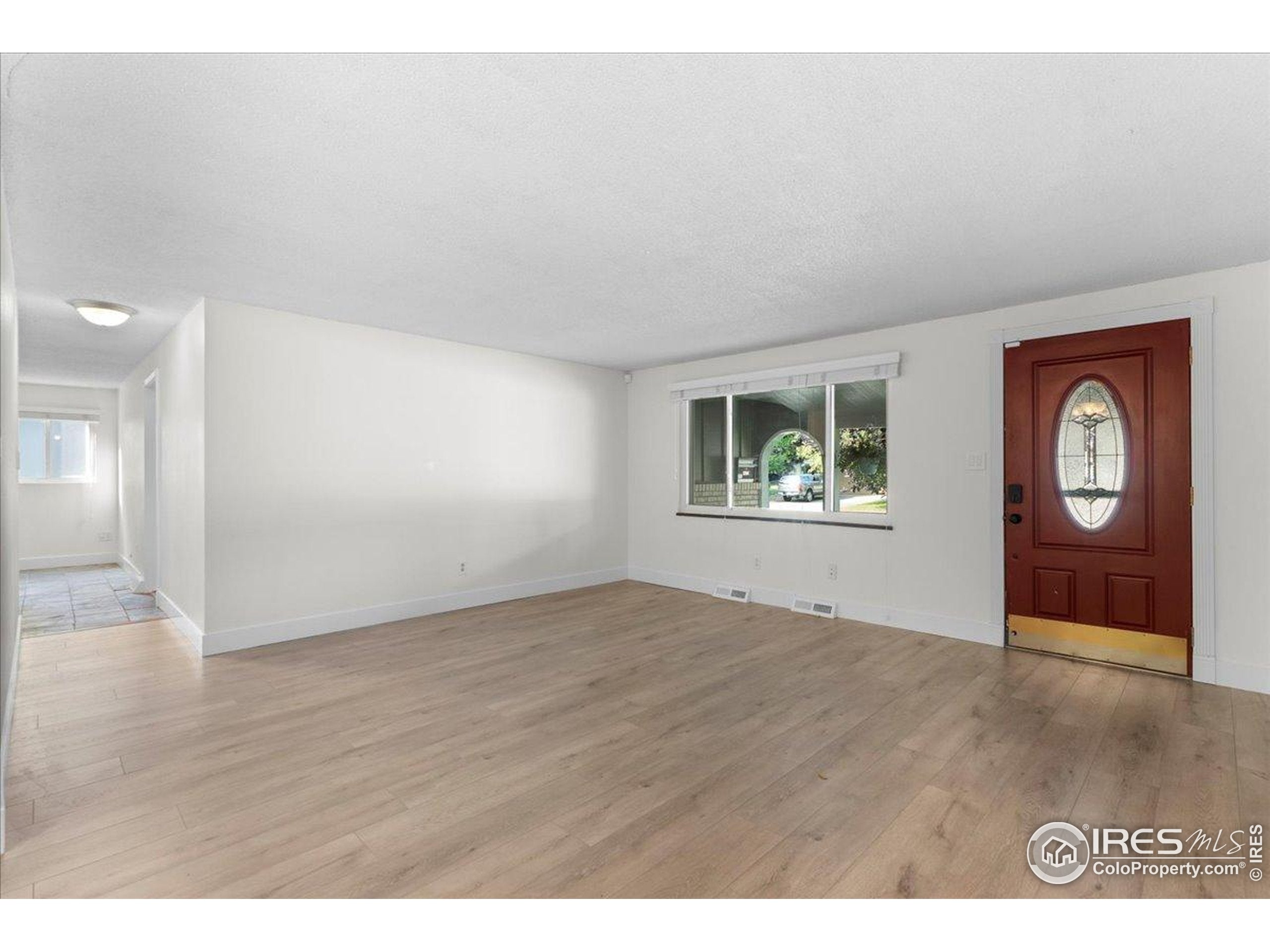 Loveland, Colorado, 80538, United States, 5 Bedrooms Bedrooms, ,1 BathroomBathrooms,Residential,For Sale,1988384